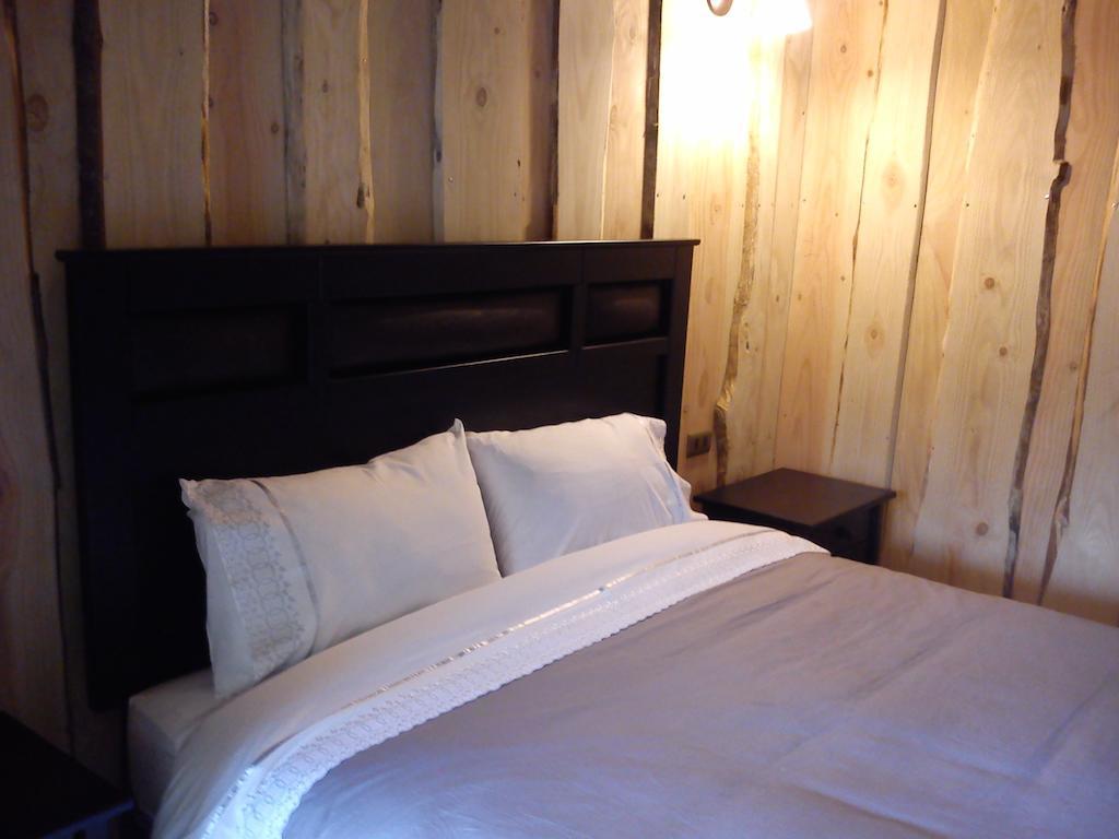 Hostal Los Alamos Neltume Cameră foto